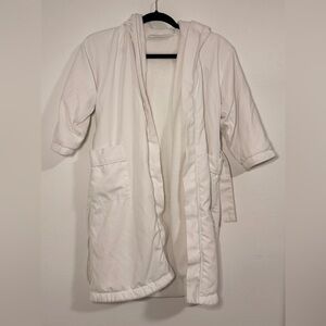 Four Seasons Kids Spa Bathrobe White Hooded Plush Lined Robe w/ Belt – Size S